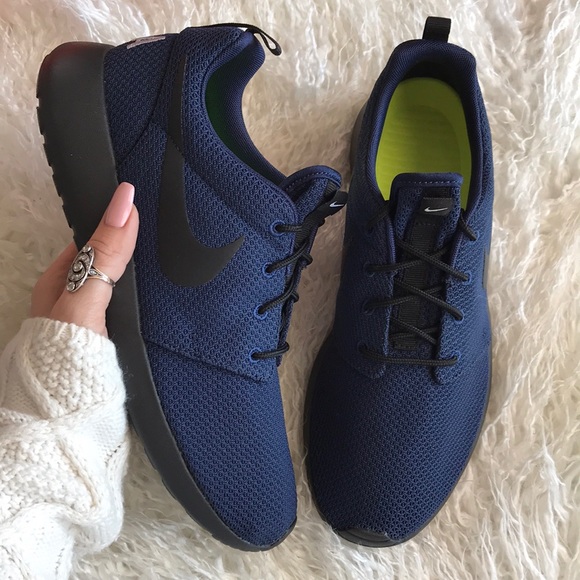 NWT Custom Nike ID Roshe One USA - Picture 2 of 7